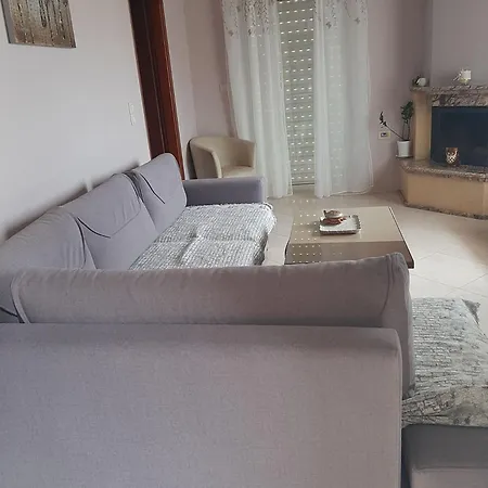 Comfy Beachfront Litinas Casa With Seaview *