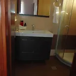 Comfy Beachfront Litinas Casa With Seaview شقة *