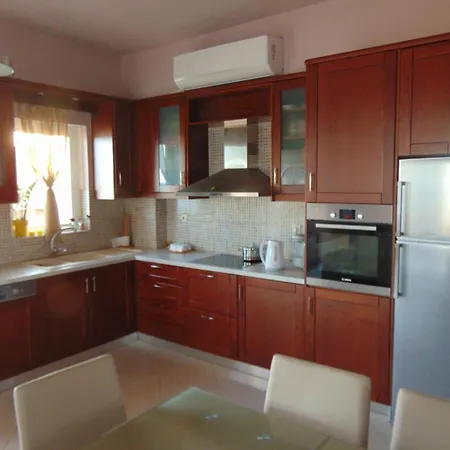 Comfy Beachfront Litinas Casa With Seaview Chania (Crete)