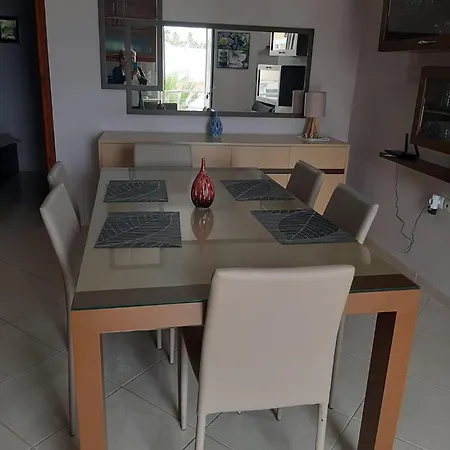 Comfy Beachfront Litinas Casa With Seaview شقة *
