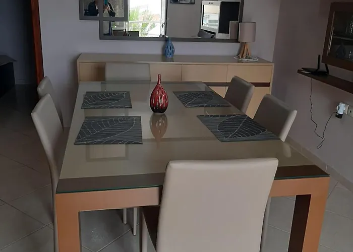 Comfy Beachfront Litinas Casa With Seaview Διαμέρισμα *