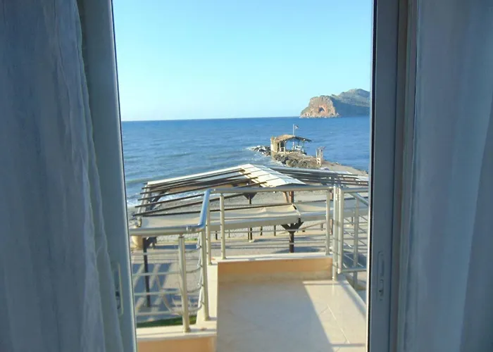 Comfy Beachfront Litinas Casa With Seaview * ハニア